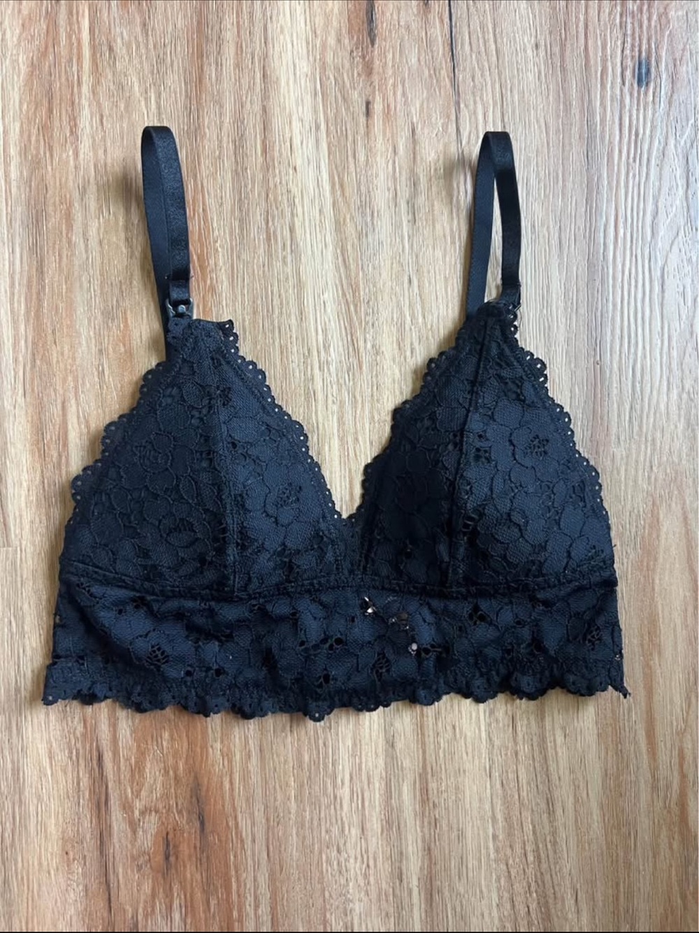 Black Lace Bralette with Floral Detail - Women Intimates